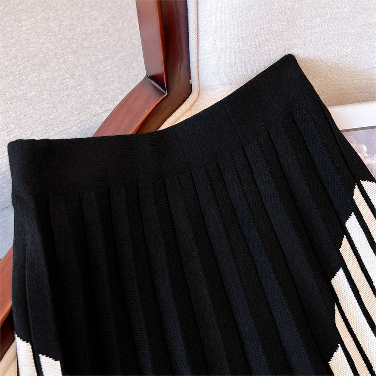 Plus Size Korean Pleat Pattern Midi Skirt