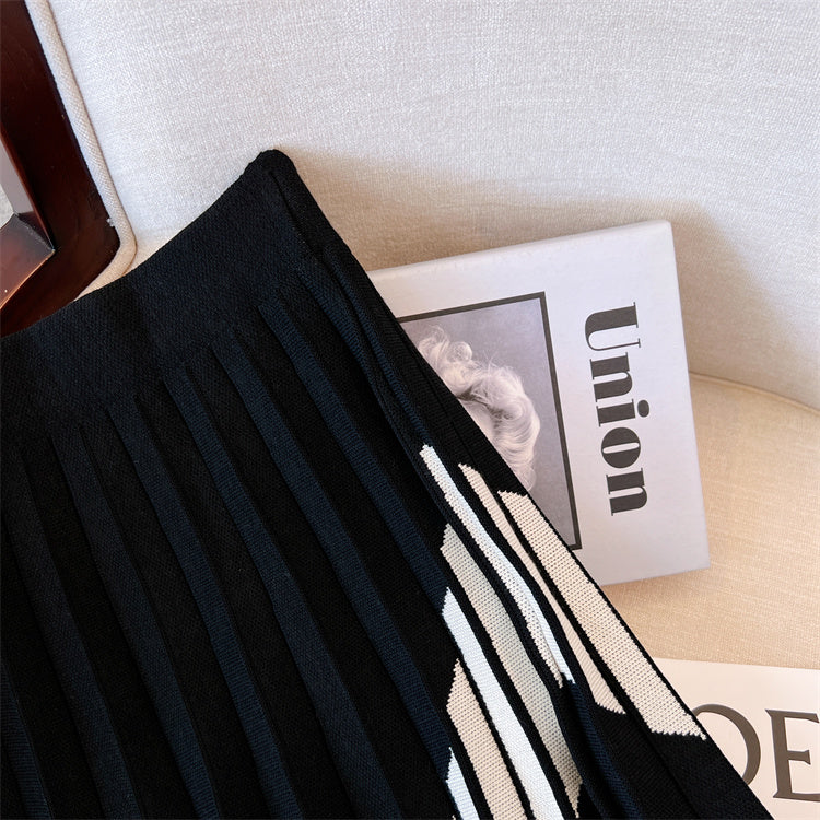 Plus Size Korean Pleat Pattern Midi Skirt