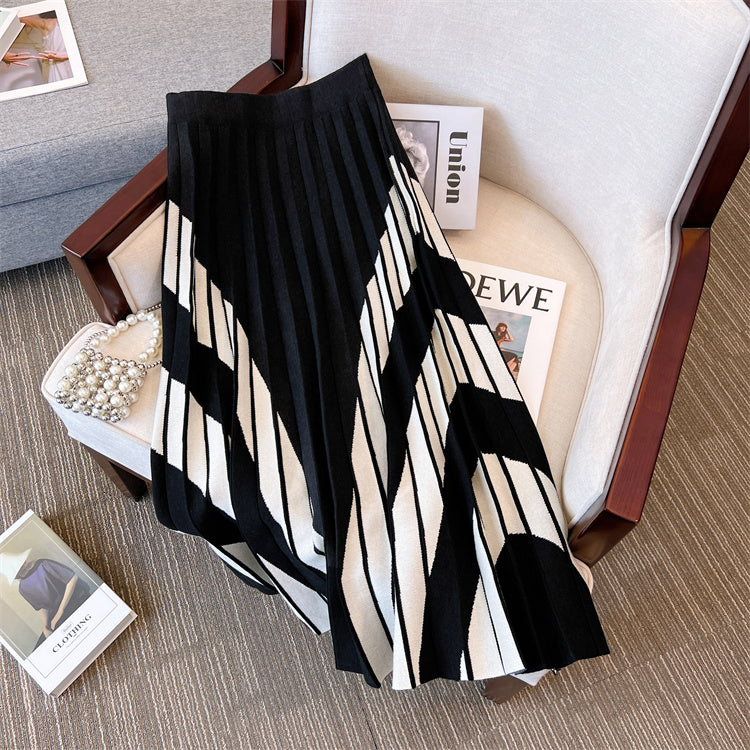 Plus Size Korean Pleat Pattern Midi Skirt