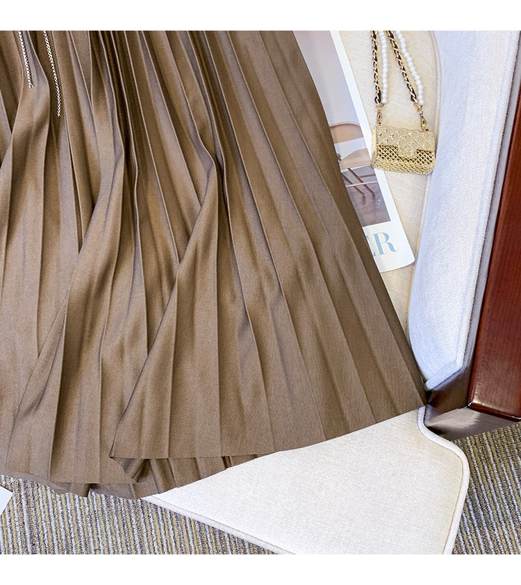 Plus Size Pleats Midi Skirt