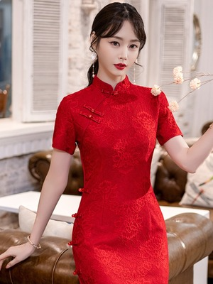 Plus Size Red Lace Cheongsam Dress