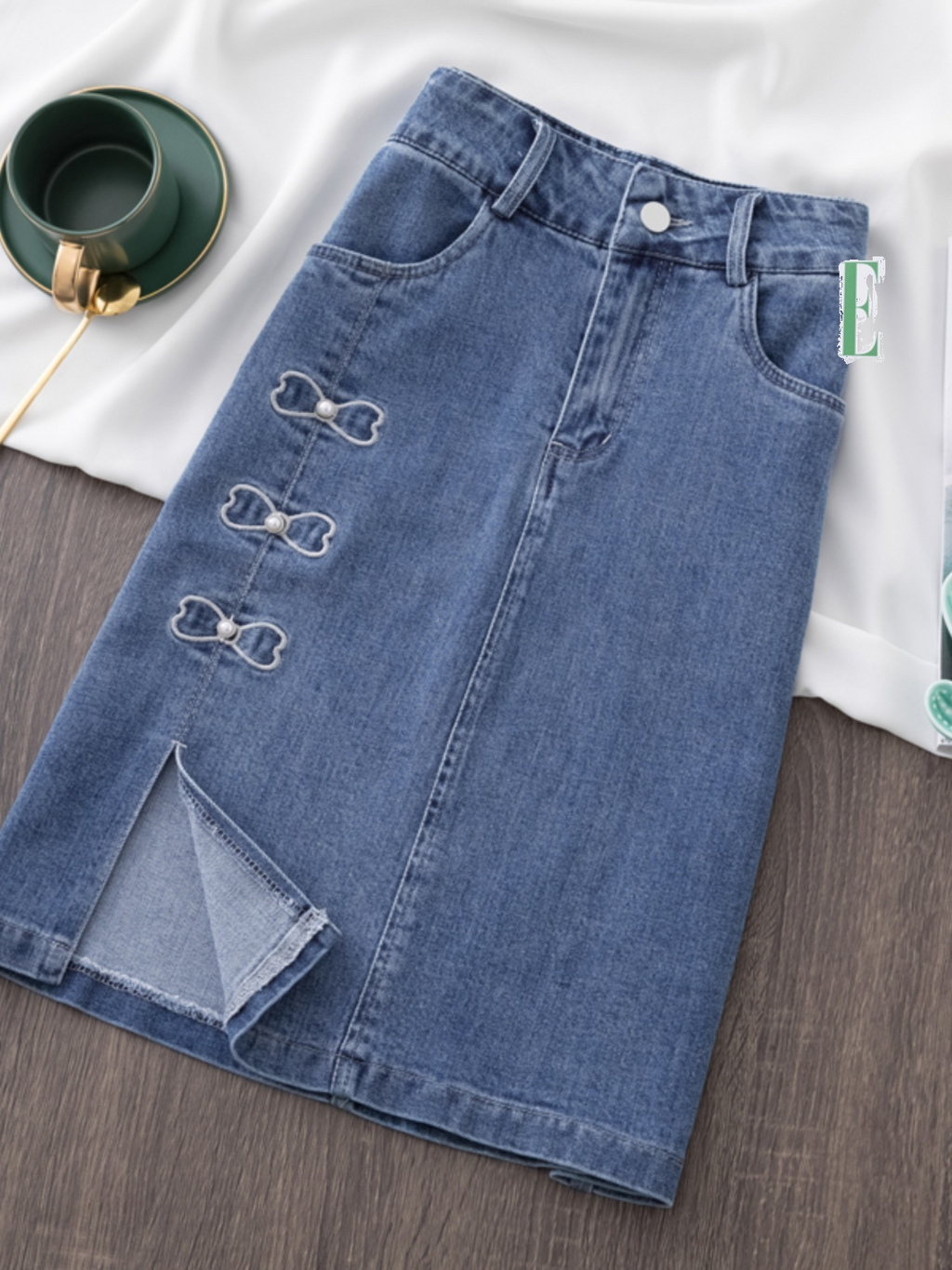 Plus Size Ribbon Denim Skirt