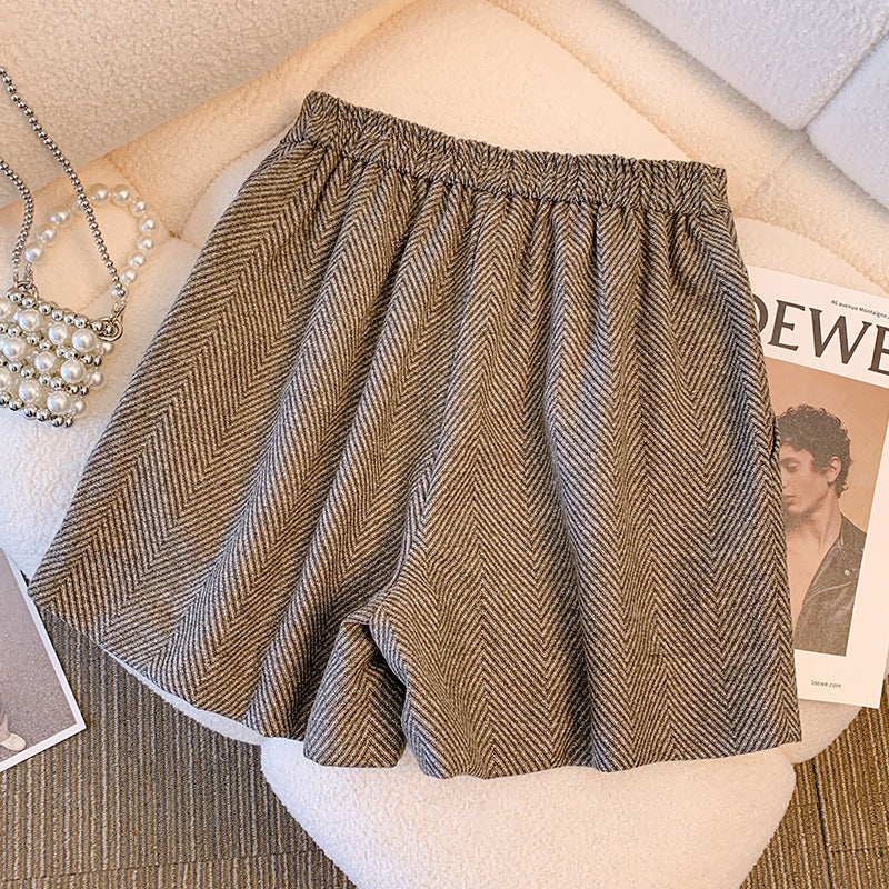 Plus Size Tweed Highwaist Shorts