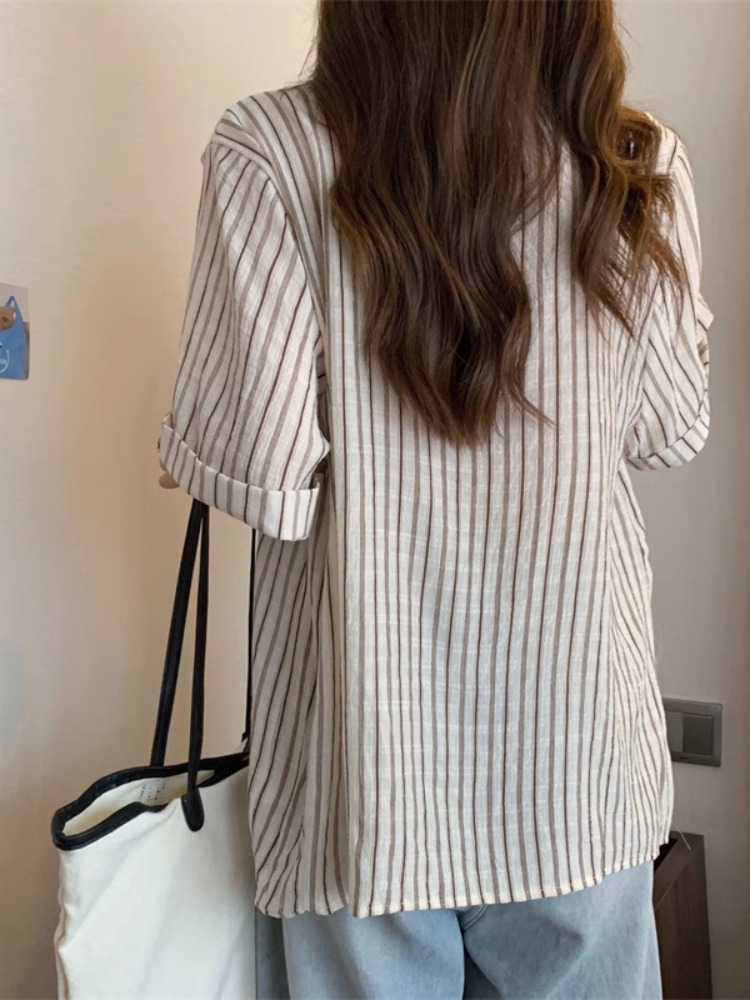 Plus Size Stripe Pocket Loose Short Sleeve Shirt
