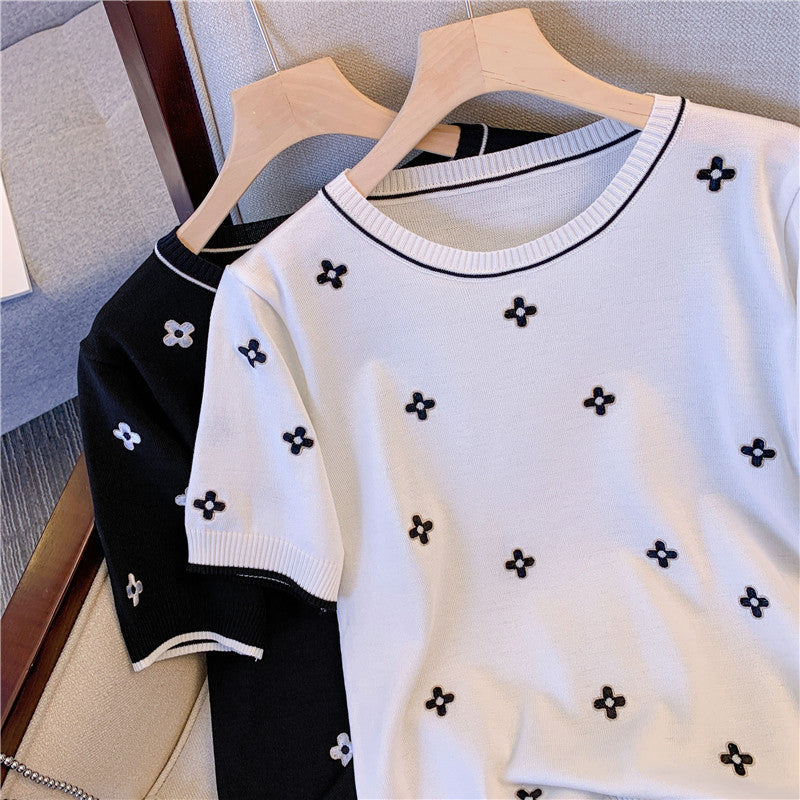 Plus Size Korean Round Neck Pattern Knit Top